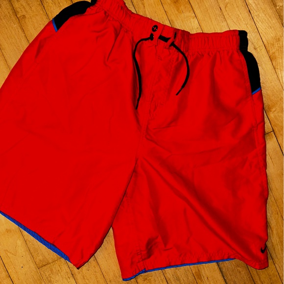 NIKE MEN'S RED BLUE BLACK SWIM SUIT SWIMWEAR- LARGE - Picture 2 of 6